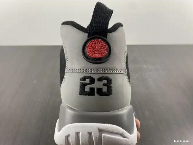 Reps LUCY CT8019-060 9 Jordan Grey Retro Particle 0529